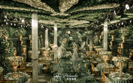 伊甸花园 [ 最大18桌 · 高8.0m · 无柱 · 长方形 ·  ]