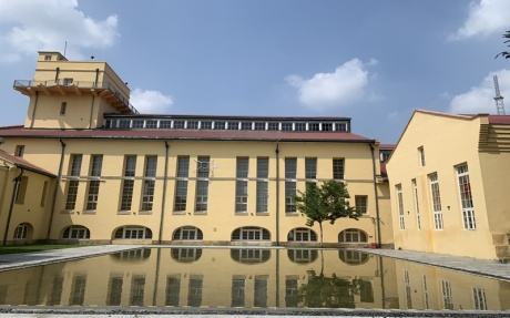 水台阳光房 [ 最大10桌 · 高3.5m · 无柱 · 低消3999 ]