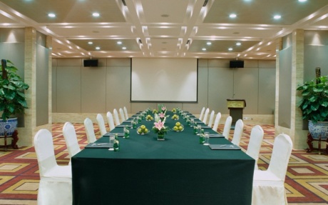 上海厅 [ 最大8桌 · 高3.0m · 1个柱子 · 长方形 ·  ]