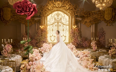 宫殿古堡 [ 最大14桌 · 高8.0m · 无柱 · 长方形 ·  ]