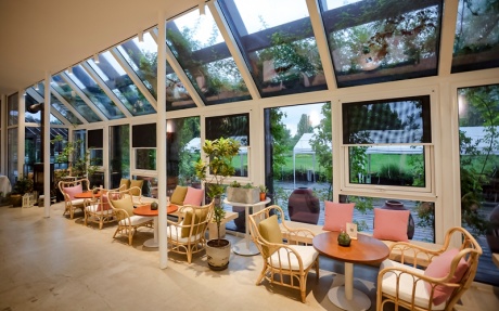 酒神礼堂（西餐厅） [ 最大27桌 · 高8.0m · 无柱 ·  ]